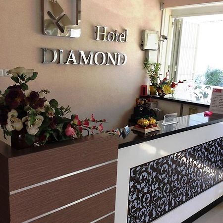 Hotel Diamond Макасар Екстер'єр фото